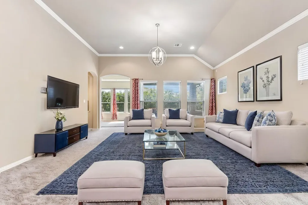 640 Loma Cedro Bend Leander TX 78641