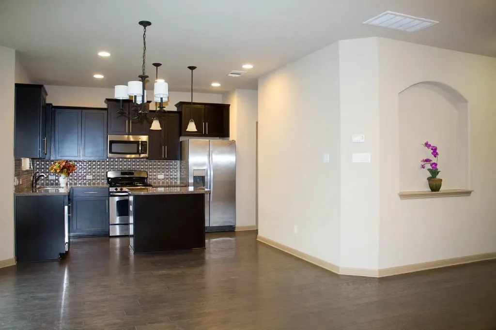 12504 Pranav Lane Austin TX 78750