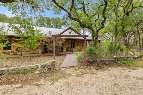 136 Philly Court Fischer TX 78623