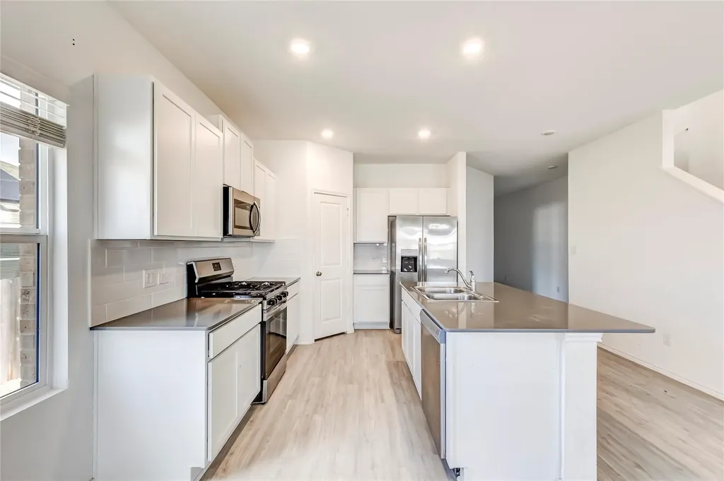 128 Mayacama Loop San Marcos TX 78666