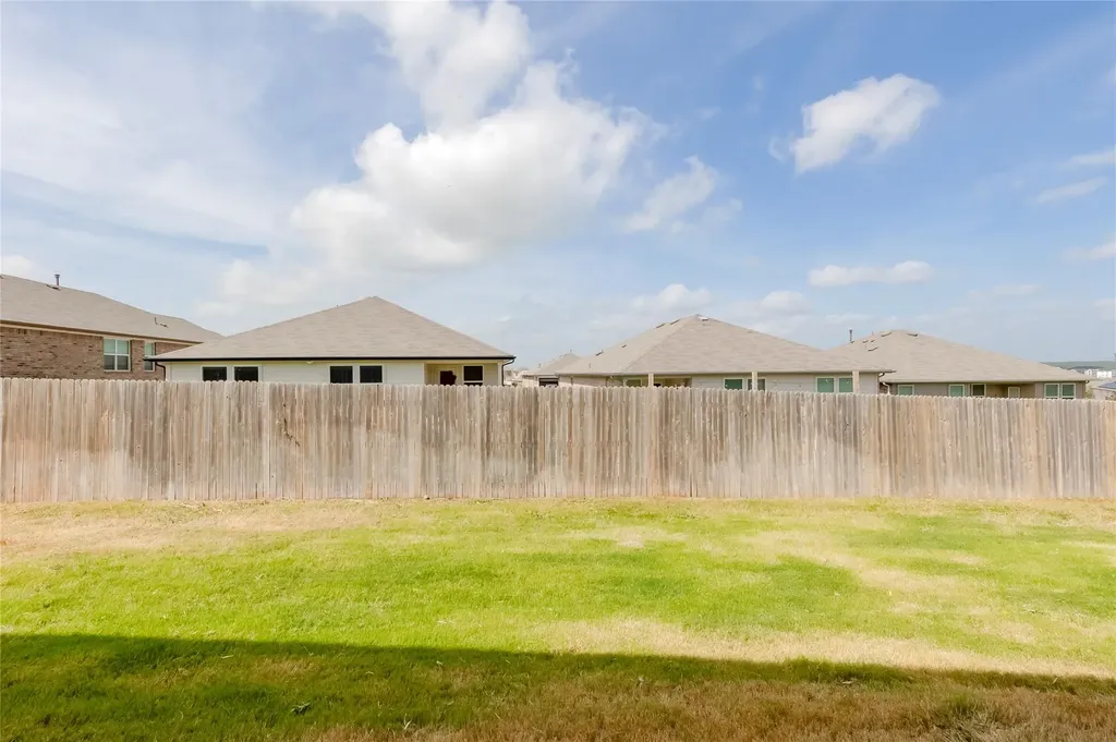128 Mayacama Loop San Marcos TX 78666