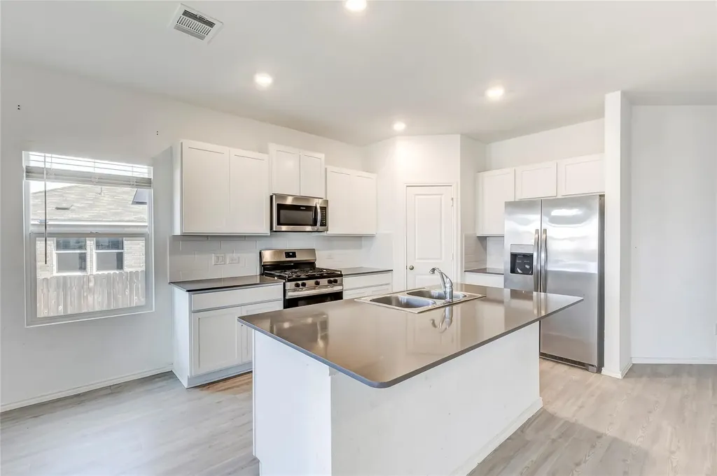 128 Mayacama Loop San Marcos TX 78666
