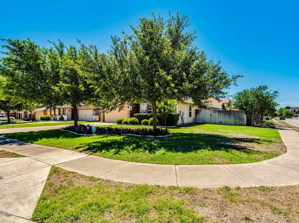 101 Beargrass Drive Kyle TX 78640