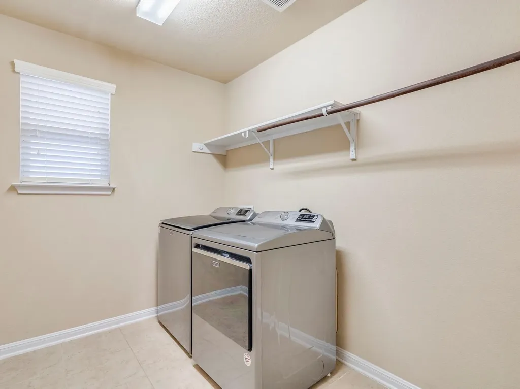 101 Beargrass Drive Kyle TX 78640