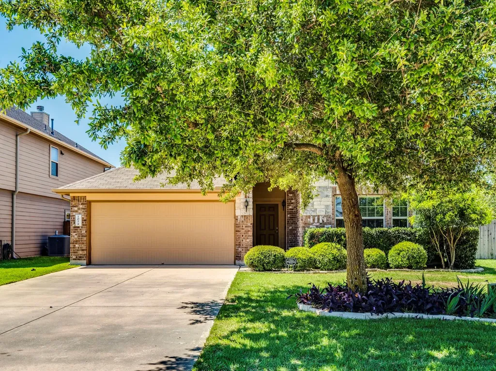 101 Beargrass Drive Kyle TX 78640
