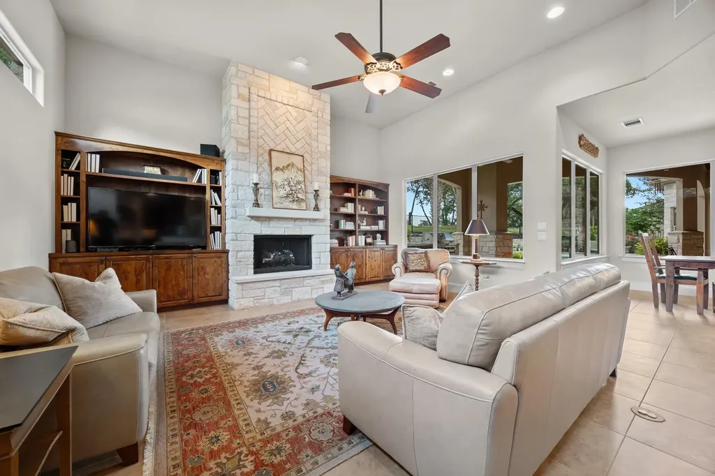 14416 Piper Glen Drive Austin TX 78738