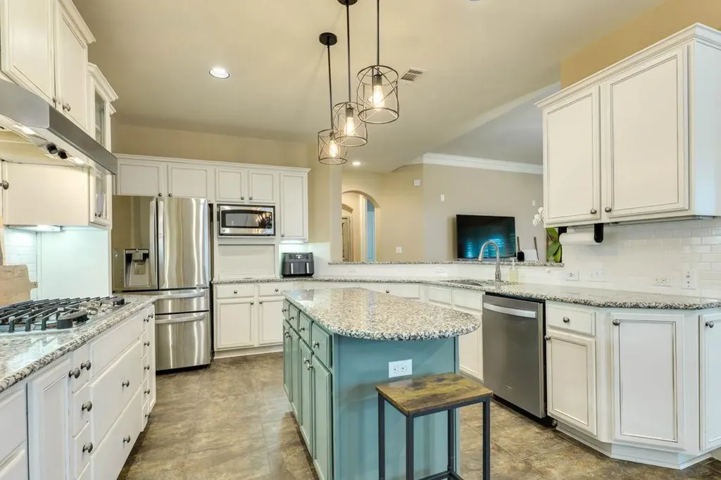308 Duffy Lane Austin TX 78738