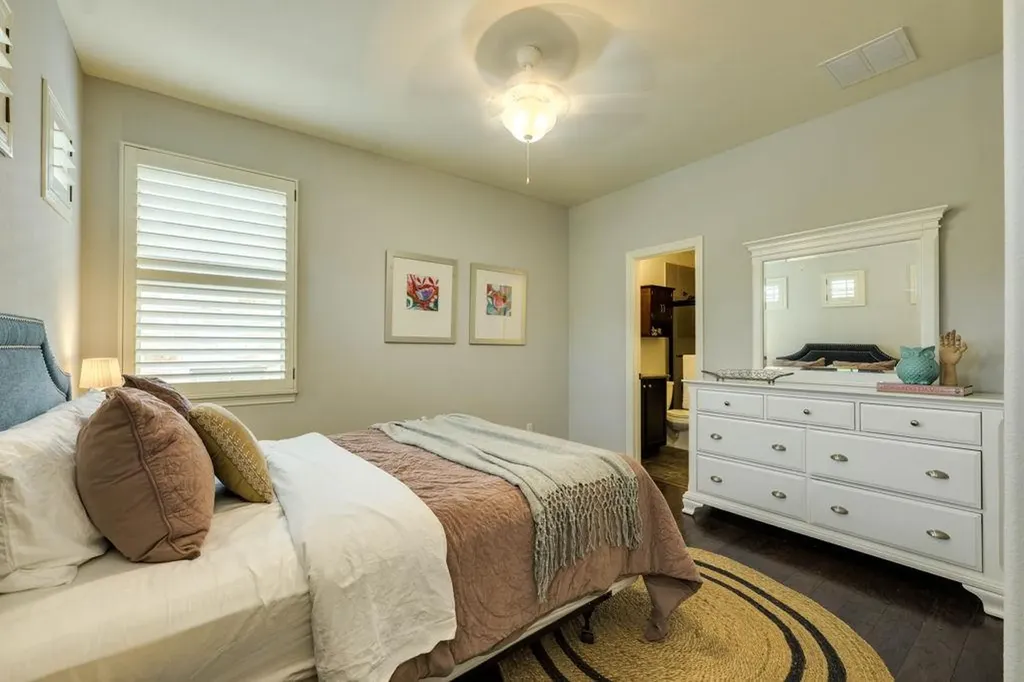 308 Duffy Lane Austin TX 78738