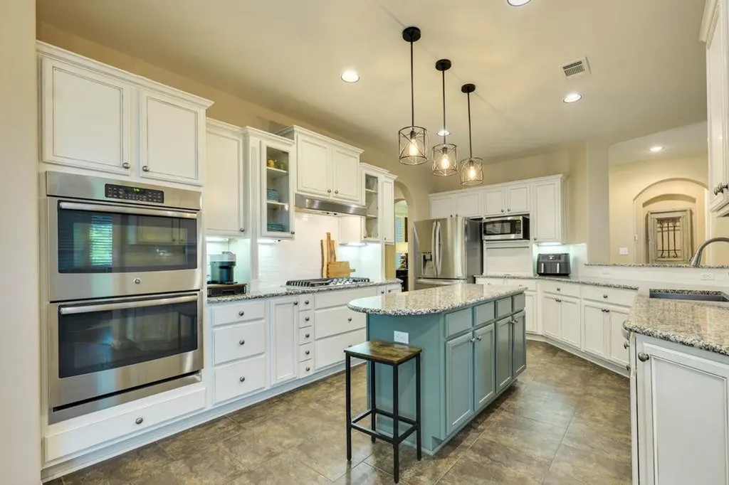 308 Duffy Lane Austin TX 78738