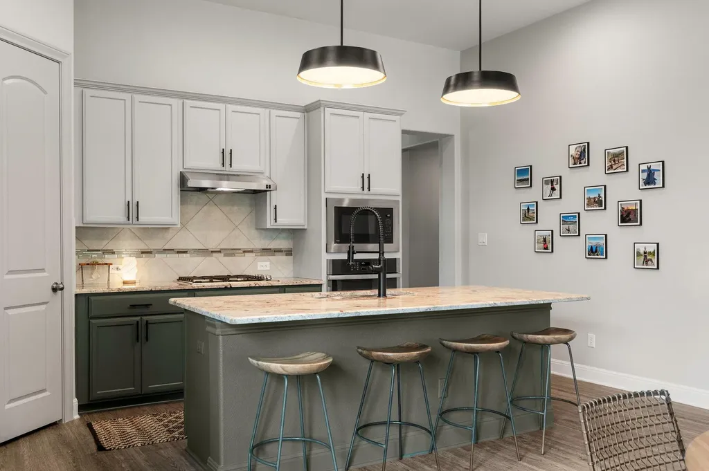 772 Founders Ridge Dripping Springs TX 78620