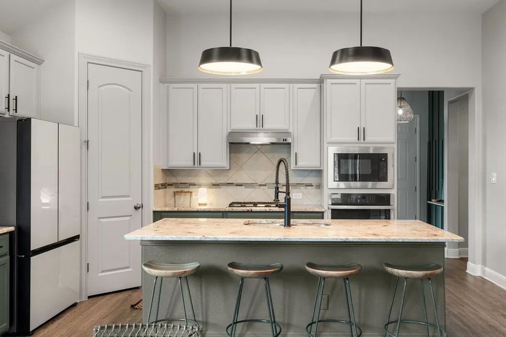 772 Founders Ridge Dripping Springs TX 78620