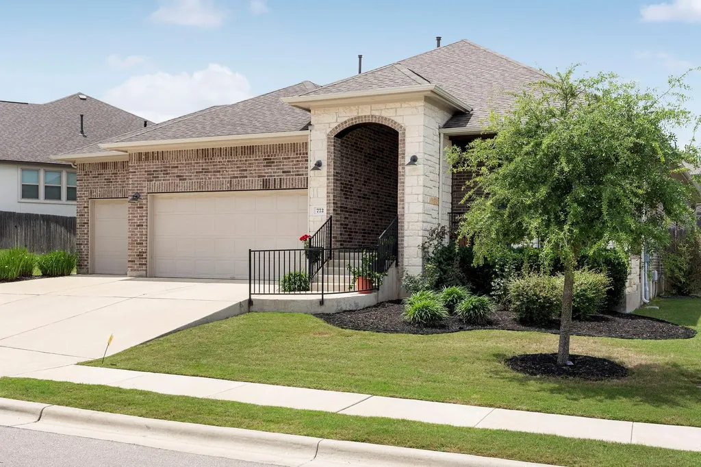 772 Founders Ridge Dripping Springs TX 78620