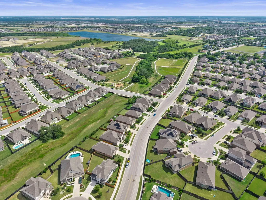 2029 Hawkes Cove Leander TX 78641