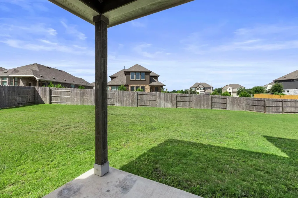 2029 Hawkes Cove Leander TX 78641