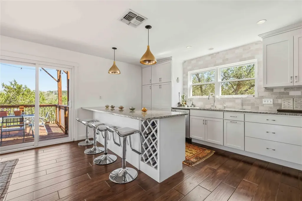106 S Tumbleweed Trail Austin TX 78733
