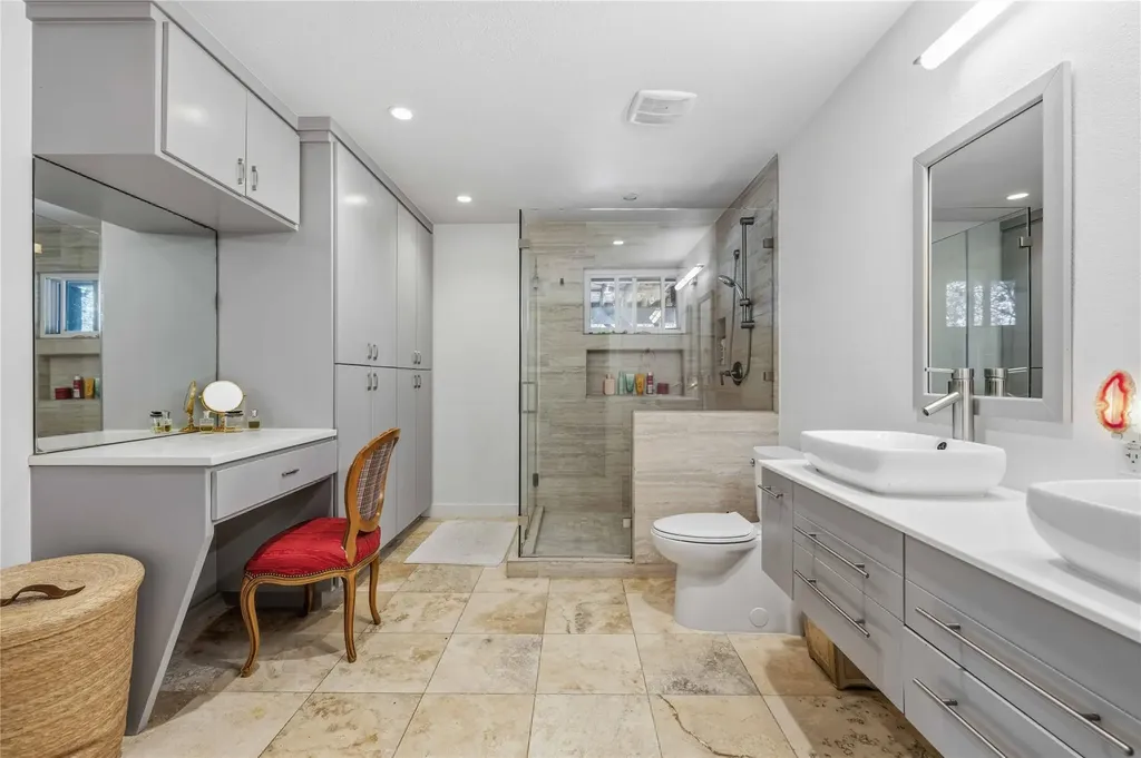106 S Tumbleweed Trail Austin TX 78733