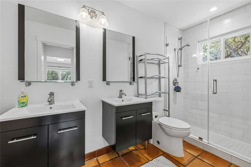 106 S Tumbleweed Trail Austin TX 78733