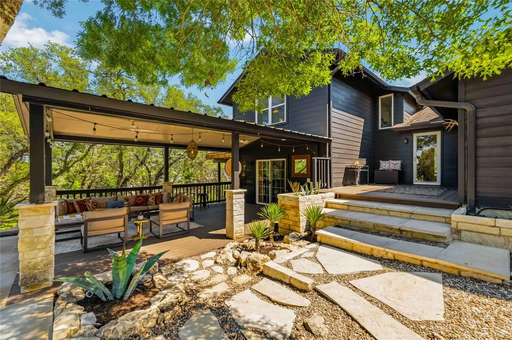 106 S Tumbleweed Trail Austin TX 78733