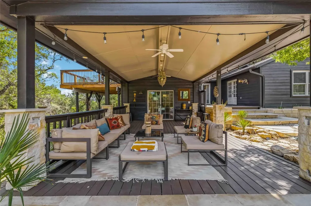 106 S Tumbleweed Trail Austin TX 78733