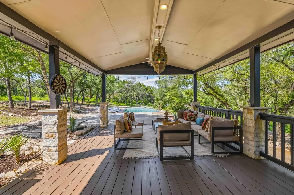 106 S Tumbleweed Trail Austin TX 78733