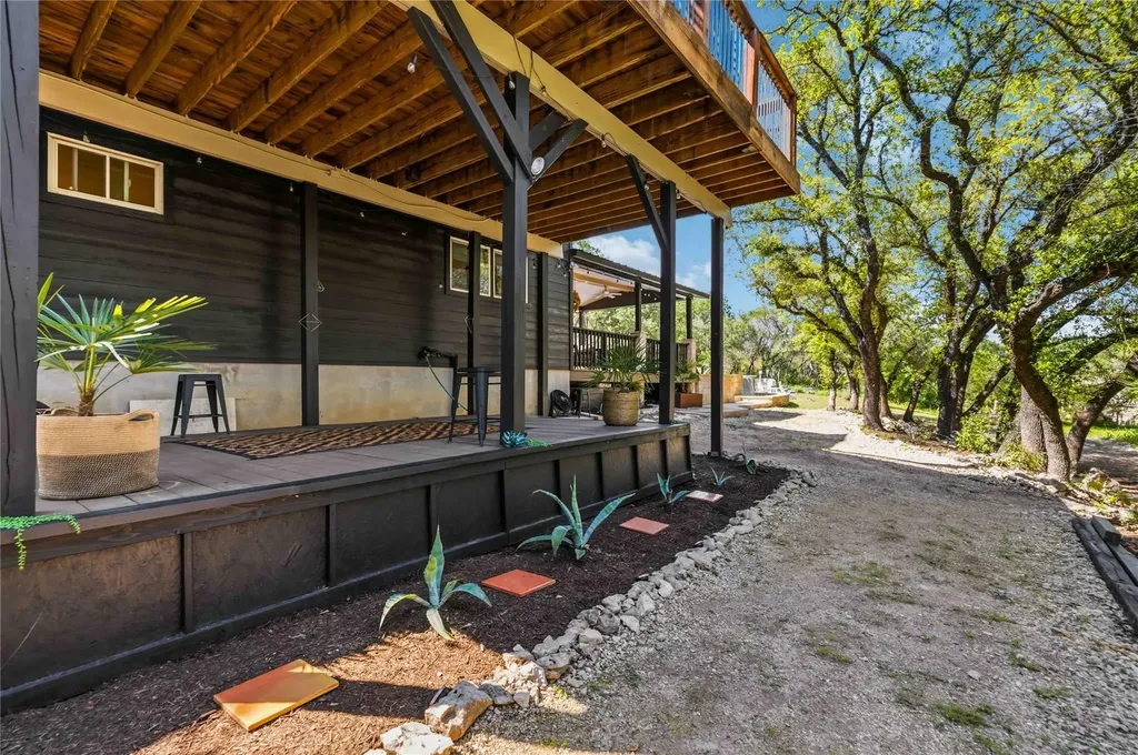 106 S Tumbleweed Trail Austin TX 78733