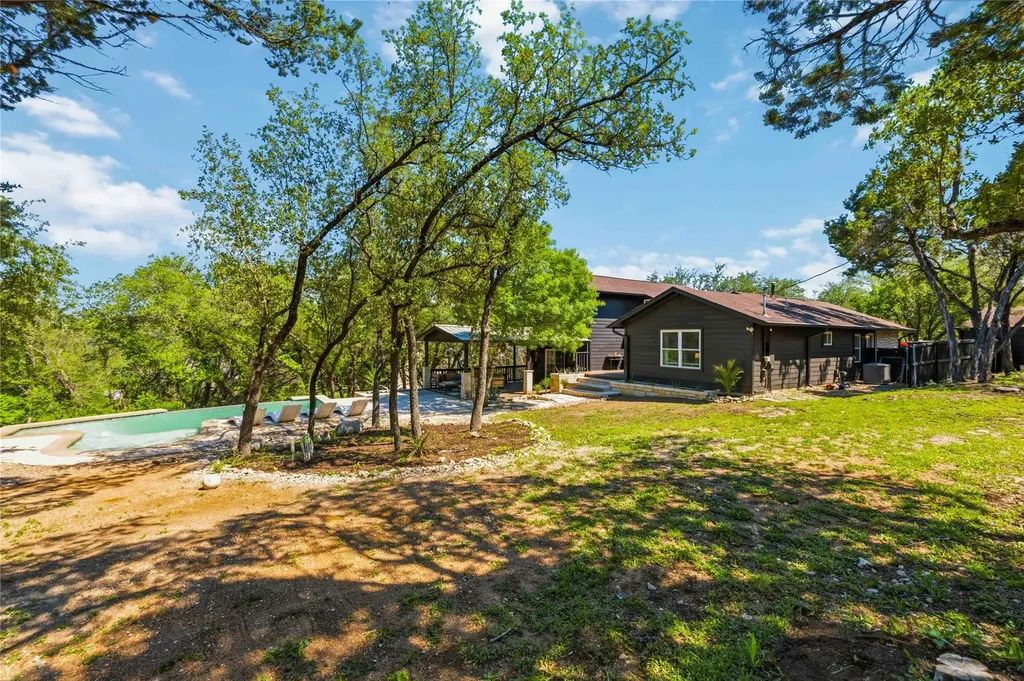 106 S Tumbleweed Trail Austin TX 78733