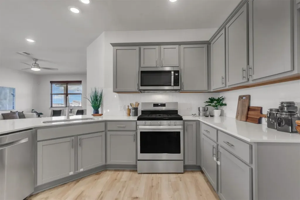 7400 Peggie Nell Drive Austin TX 78724