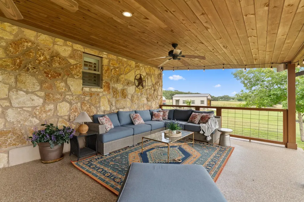 14909 Fitzhugh Road Austin TX 78736