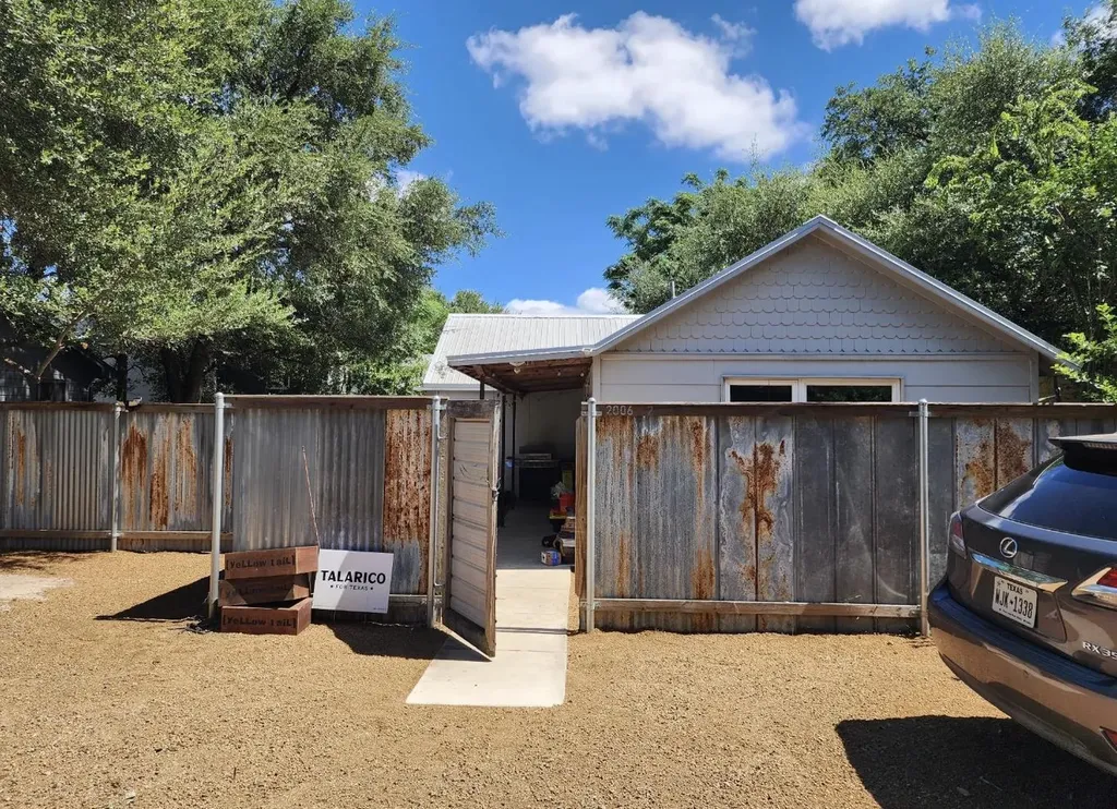 2006 E 13th Street Austin TX 78702