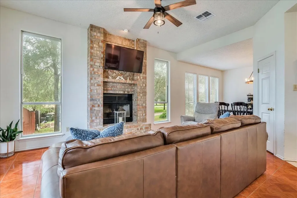 210 Meadow Woods Drive Kyle TX 78640