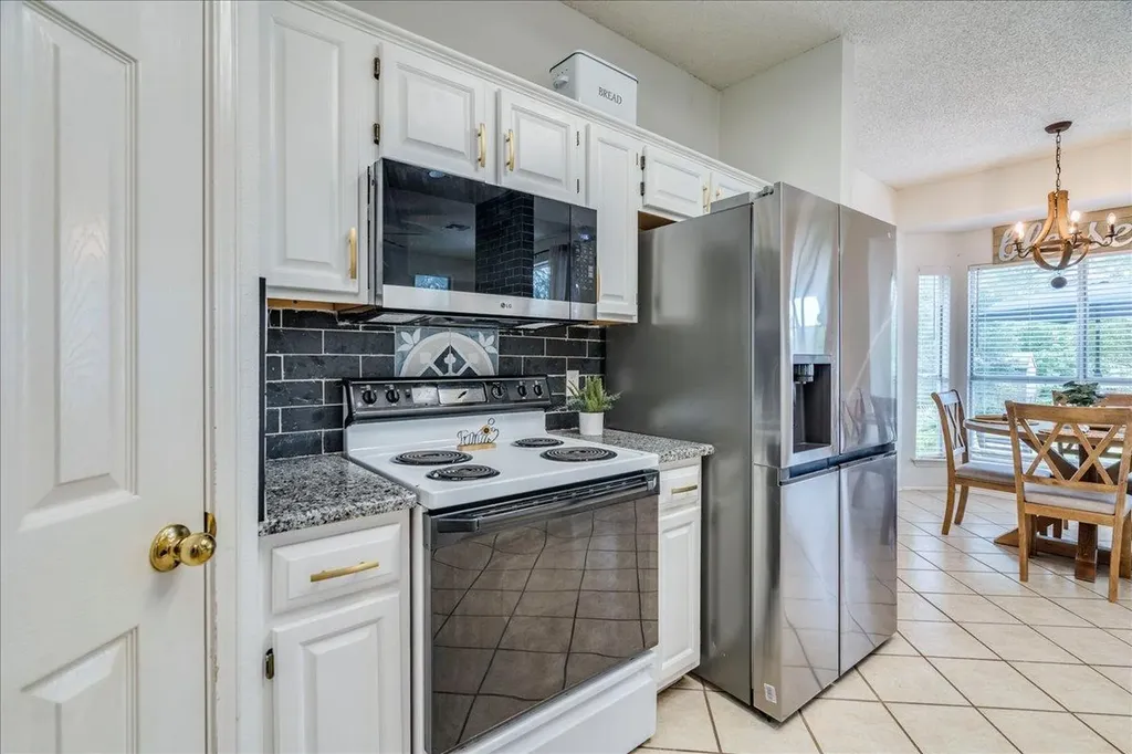 210 Meadow Woods Drive Kyle TX 78640