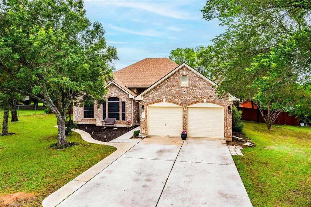 210 Meadow Woods Drive Kyle TX 78640