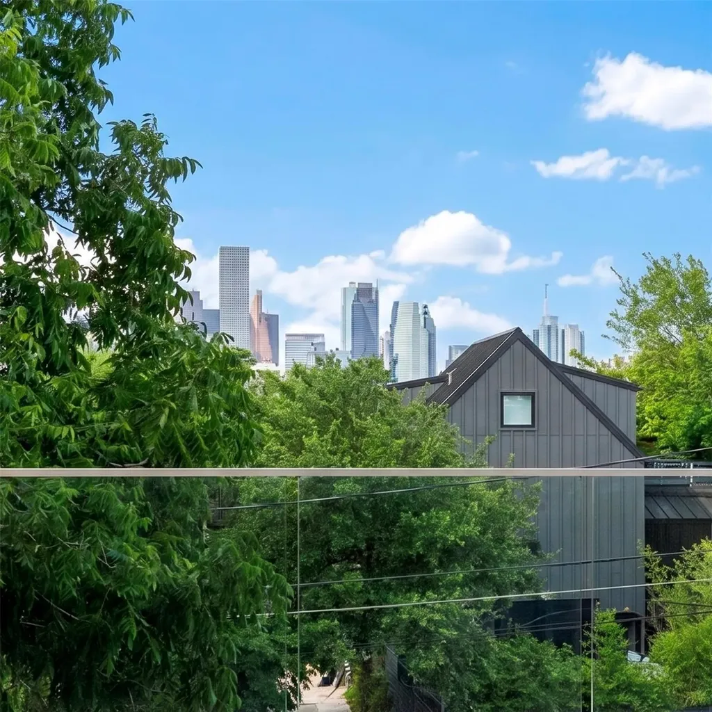 1005 W Johanna Street W Austin TX 78704