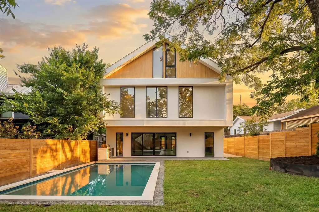 1005 W Johanna Street W Austin TX 78704