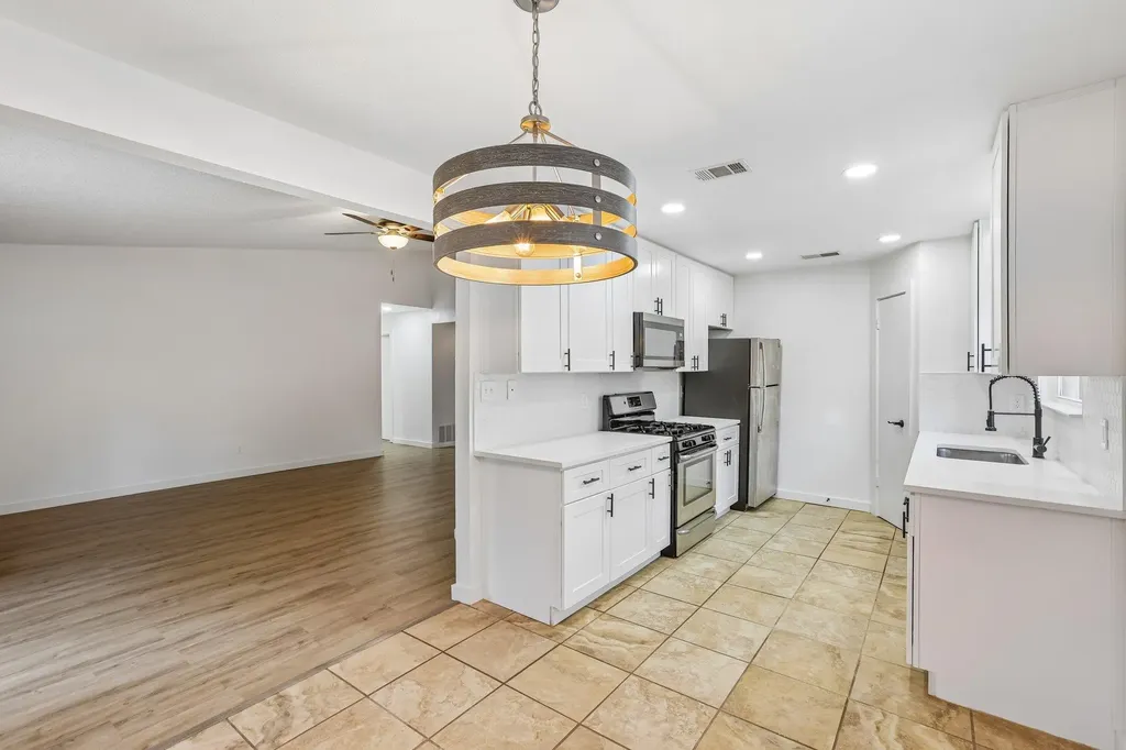 11311 Prairie Dog Trail Austin TX 78750