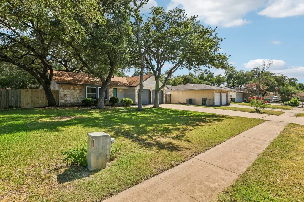 11311 Prairie Dog Trail Austin TX 78750
