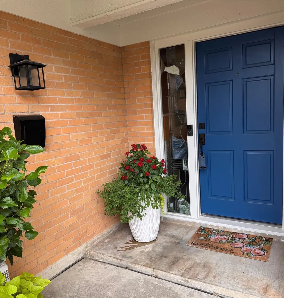 2114 Lanier Drive Austin TX 78757