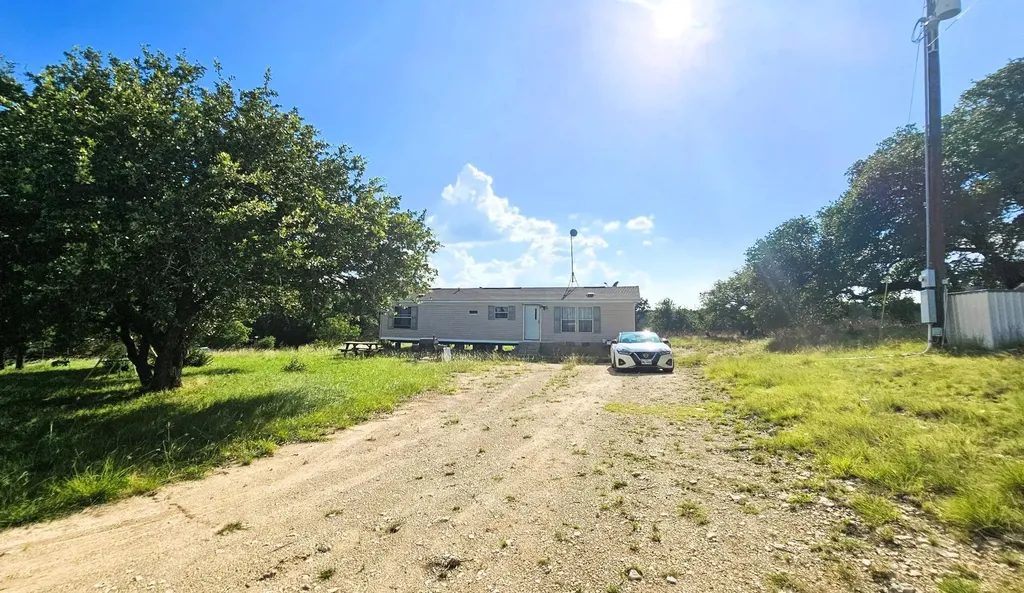 100 Reavis Drive Kempner TX 76539