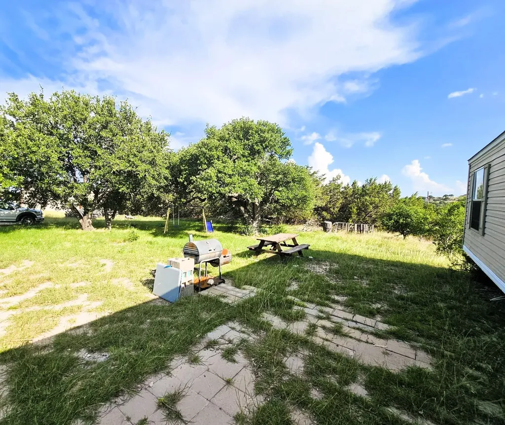 100 Reavis Drive Kempner TX 76539