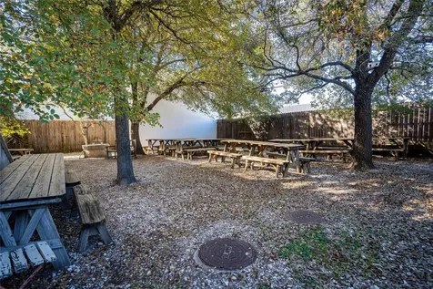 531 N Main Street Schulenburg TX 78956