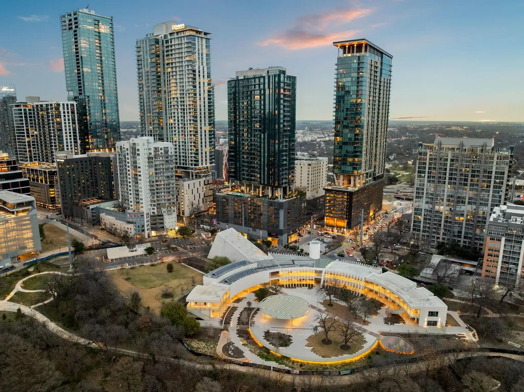 70 Rainey Street Austin TX 78701