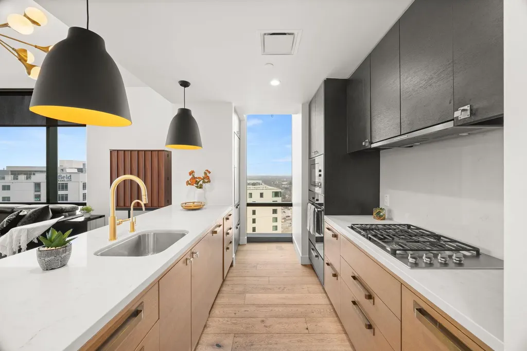 70 Rainey Street Austin TX 78701