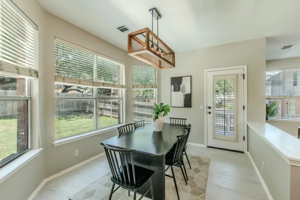 3988 Lord Byron Circle Round Rock TX 78664