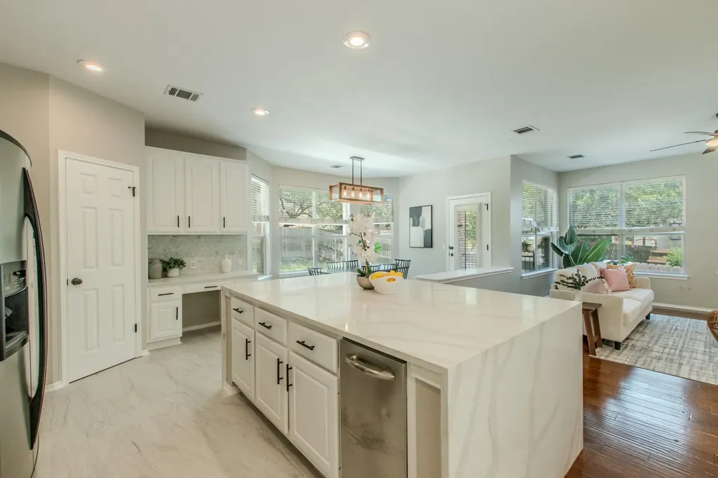 3988 Lord Byron Circle Round Rock TX 78664