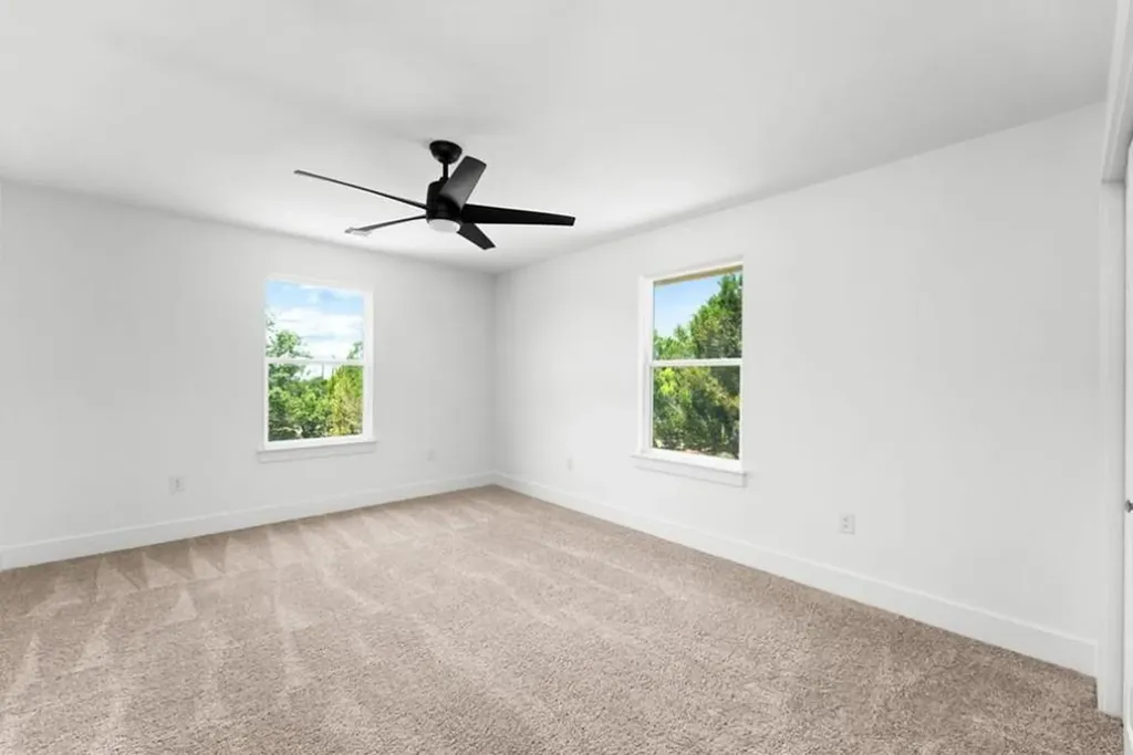 5702 Thunderbird Street Lago Vista TX 78645
