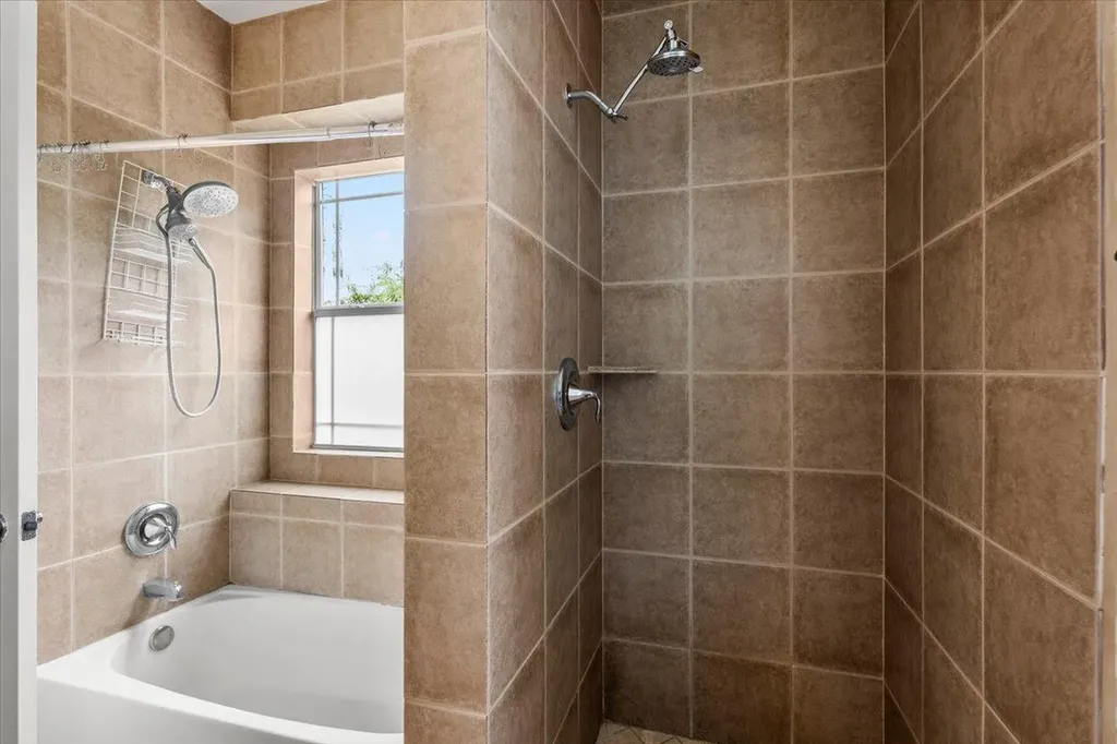 437 Balch Road Elgin TX 78621