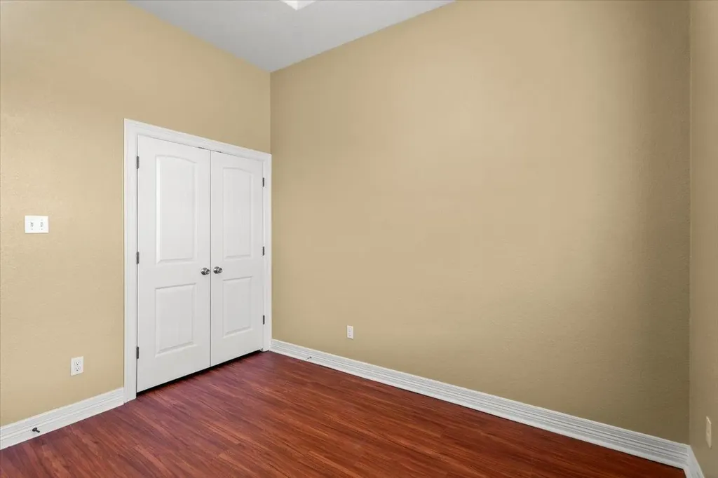 437 Balch Road Elgin TX 78621