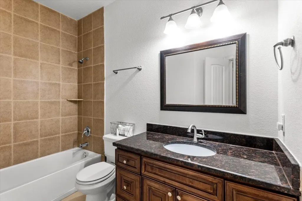 437 Balch Road Elgin TX 78621