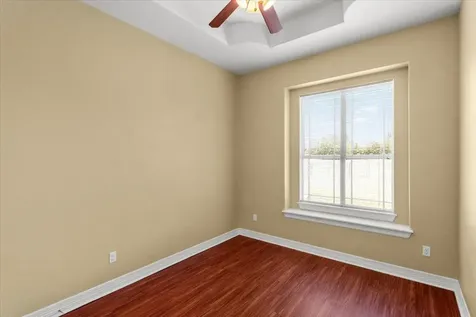 437 Balch Road Elgin TX 78621
