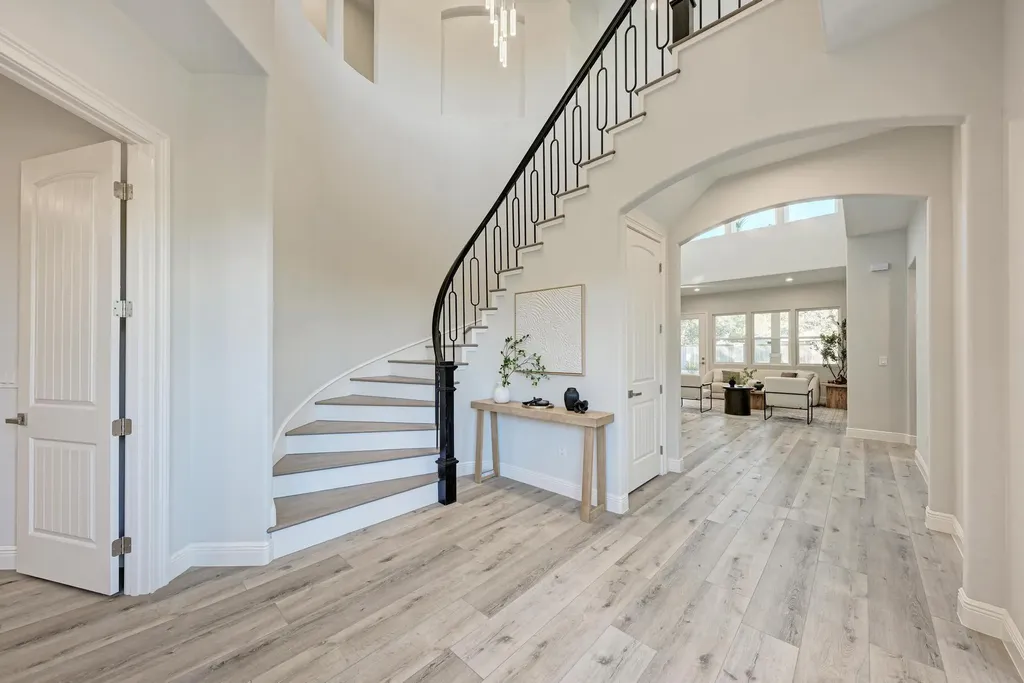 13201 Mansfield Drive Austin TX 78732
